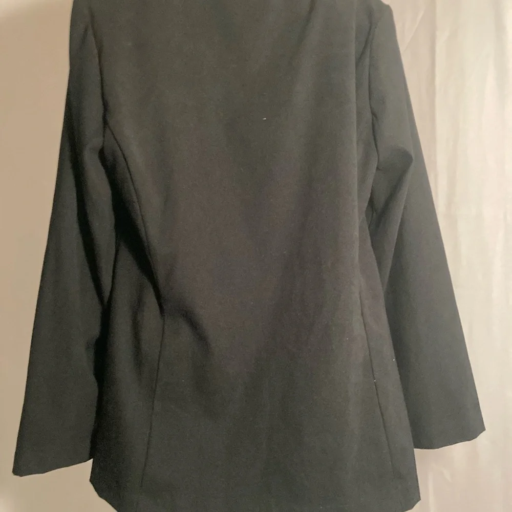 Helene blake embroidered top button down 14 w